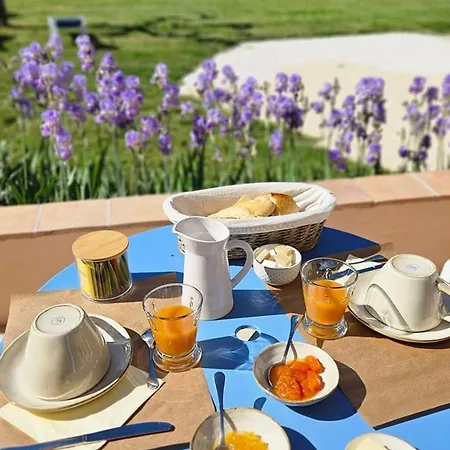Bed and breakfast La Ramade 5 & Table D'hotes En Drome Provencale