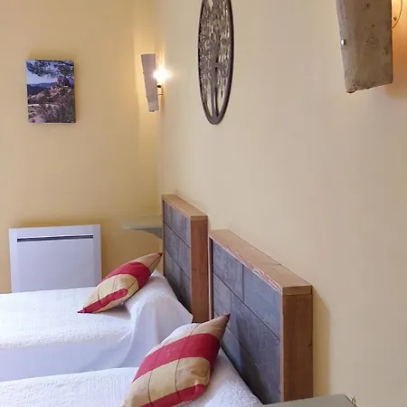 Bed & Breakfast La Ramade 5 & Table D'hotes En Drome Provencale Tulette