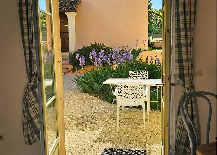 La Ramade 5 & Table D'hotes En Drome Provencale Bed & Breakfast